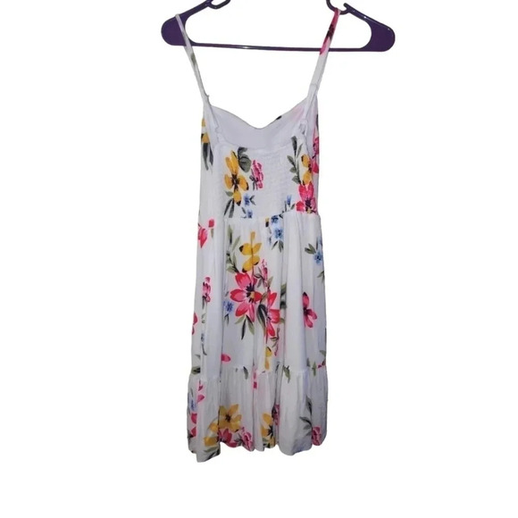 Old Navy Floral Sundress - Picture 2 of 3
